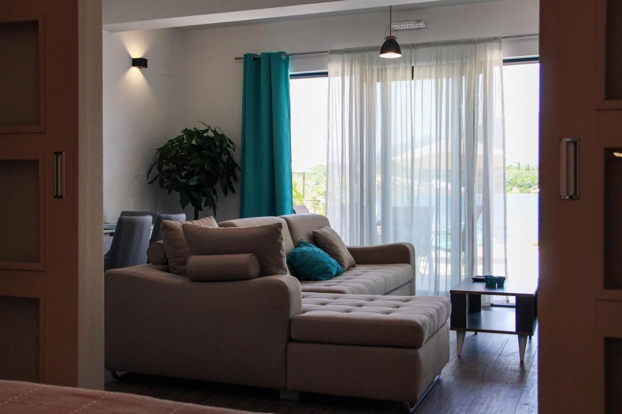 Apartments Tramonto Тиват Екстериор снимка