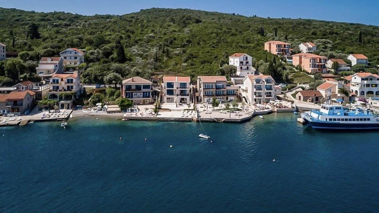 Apartments Tramonto Тиват Екстериор снимка