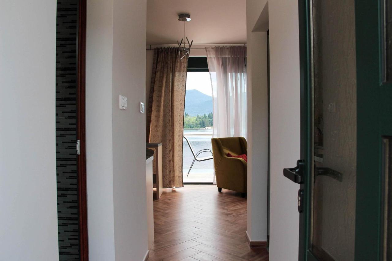 Apartments Tramonto Тиват Екстериор снимка