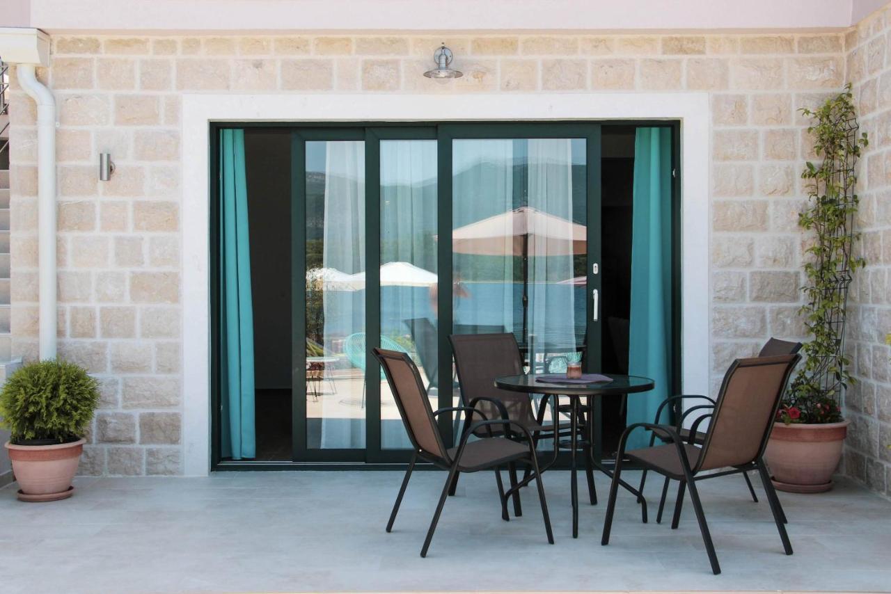 Apartments Tramonto Тиват Екстериор снимка